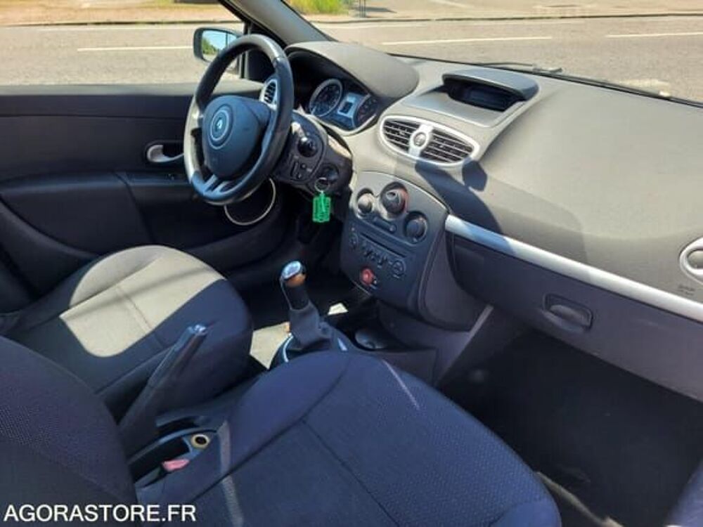 Clio VF1BR1G0H37509345 2007 occasion 93100 Mably