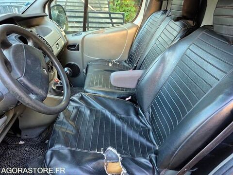 Trafic VF1FLAHA6BY390353 occasion 93100 Bougival