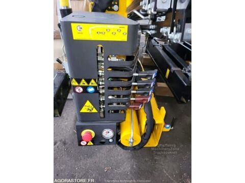 Pieces d&eacute;tach&eacute;es et accessoires Engins BTP  occasion 93100 Bul&eacute;on