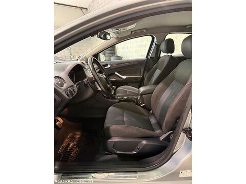 Mondeo WF0EXXGBBE8L51496 occasion 93100 Four