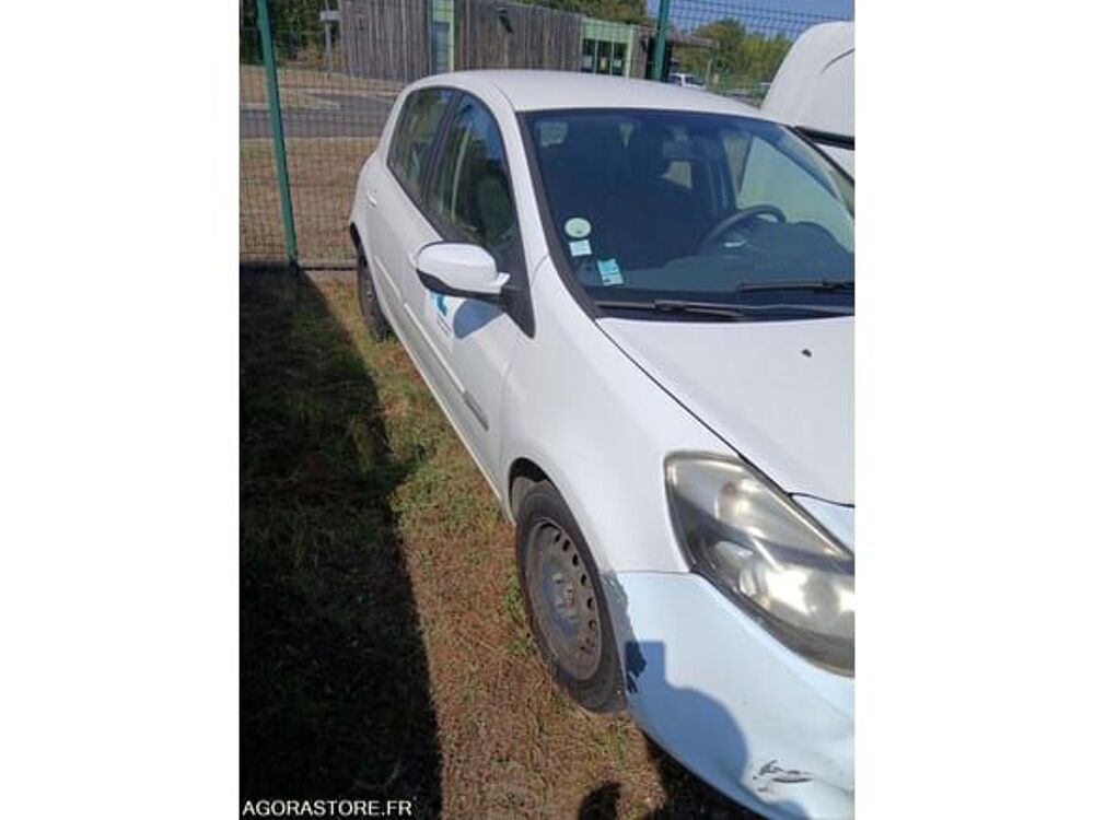 Clio VF1BR2V0H47937174 occasion 93100 Mont-De-Marsan