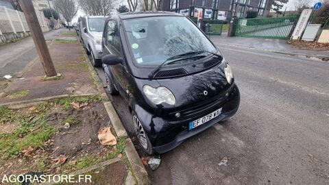 Smart ForTwo WME4503321J000285 2003 occasion Livry-Gargan 93100