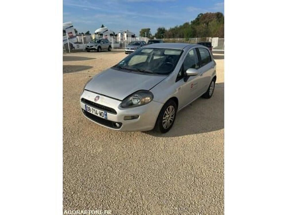 Punto ZFA1990000P037301 occasion 93100 Corbas