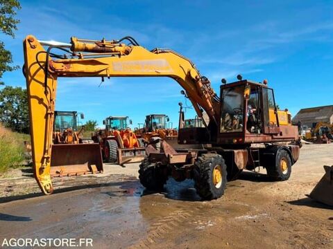 Annonce voiture Engin de Chantier / BTP Tracto Pelle 8000 €
