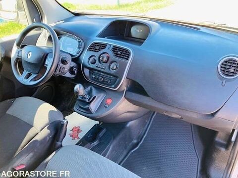 Annonce voiture Renault Kangoo 6500 €