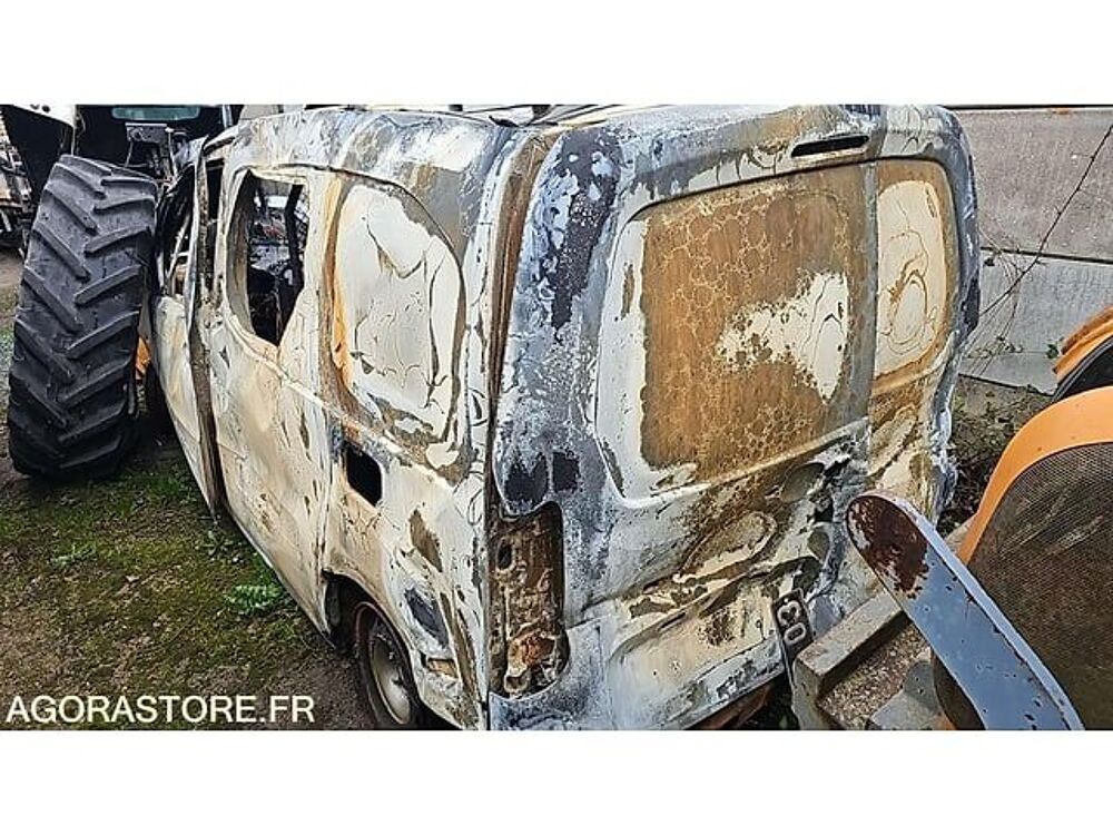 Berlingo VF77B9HXC9J057602 occasion 93100 Moulins