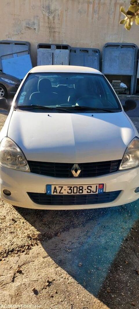 Renault Clio VF1BB8M0543901536 2010 occasion Montpellier 93100