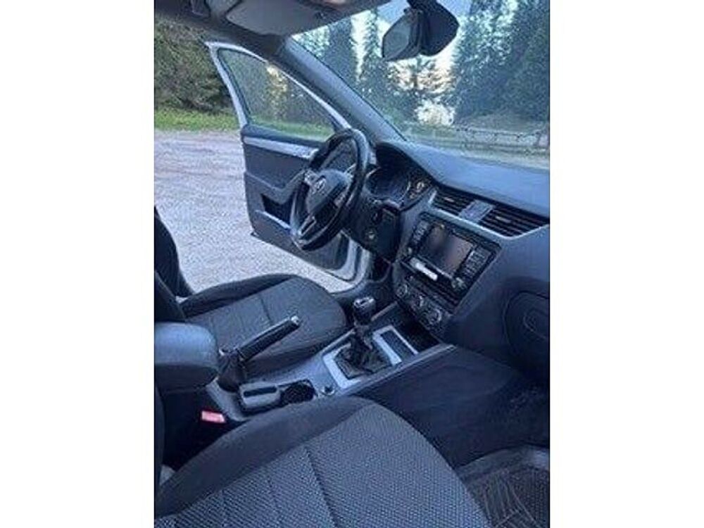Octavia TMBLG7NE8H0007408 occasion 93100 Courchevel