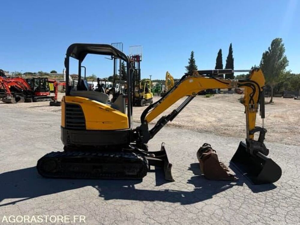Tracto Pelle 2018 occasion 93100 N&icirc;mes