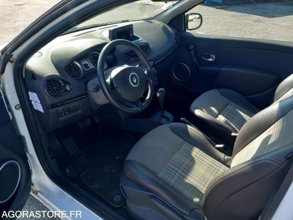 Clio VF1CRA60A47131895 occasion 93100 Annecy