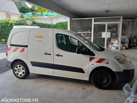 Annonce voiture Peugeot Partner 850 €