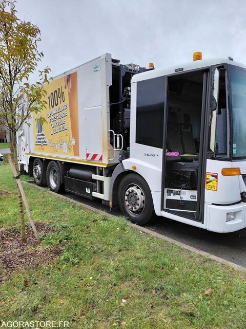 Camion magasin Camion magasin 2011 occasion H&eacute;nin-Beaumont 93100