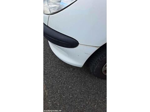 206 VF32AHFXF44052830 occasion 93100 Lamballe-Armor