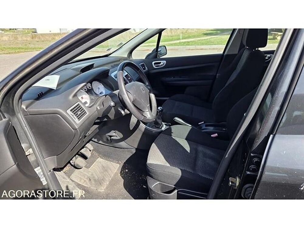 307 VF33C9HYC84668233 occasion 93100 Viriat