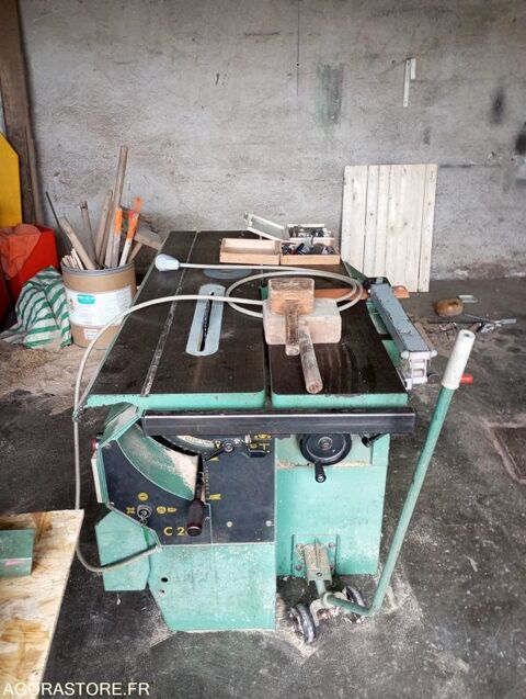  Matriel professionnel / Outillage 