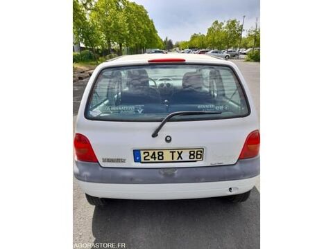 Twingo VF1C068A527107482 2002 occasion 93100 Poitiers