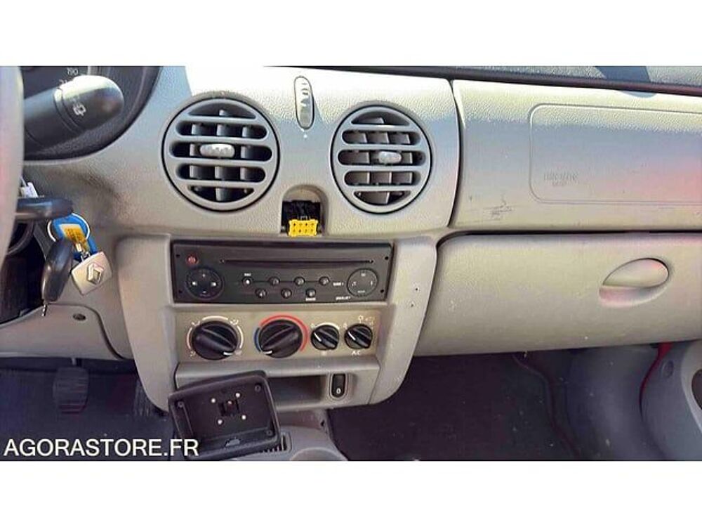 Kangoo VF1KCTEEF37924162 occasion 93100 Bourg-En-Bresse