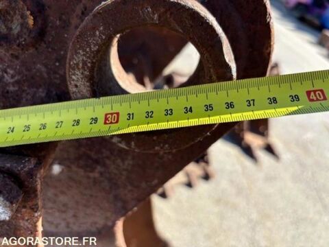 Pieces d&eacute;tach&eacute;es et accessoires Engins BTP  occasion 93100 Belmont-Tramonet