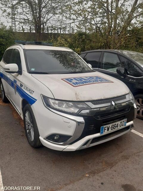 Mitsubishi Outlander JMBXDGG3WLZ016657 2020 occasion Bourget 93100