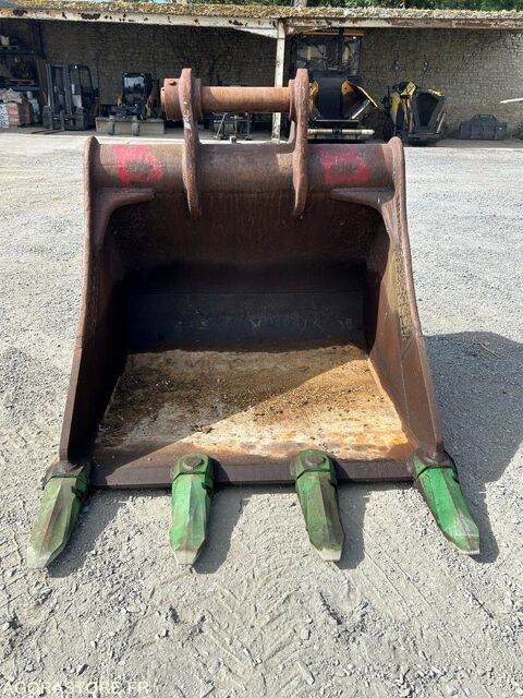 Pieces d&eacute;tach&eacute;es et accessoires Engins BTP  occasion 93100 Formigny La Bataille