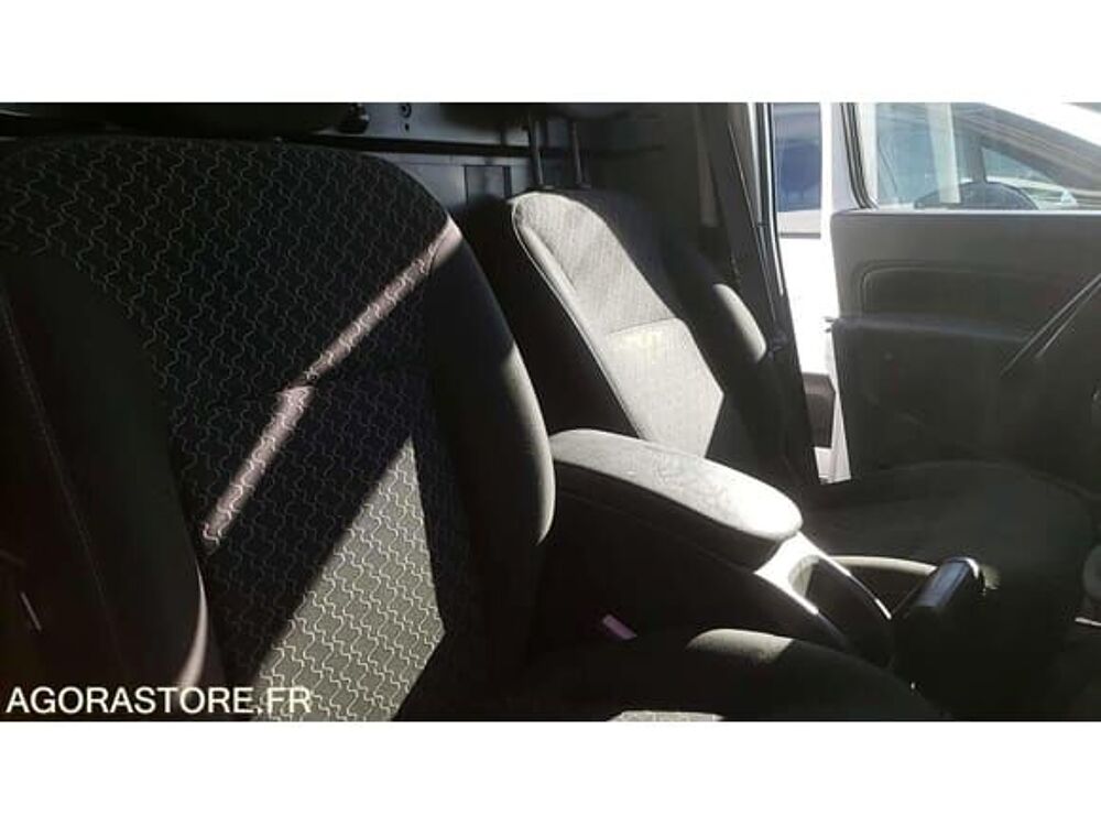 Kangoo VF1FW18H549640557 occasion 93100 Can&eacute;jan