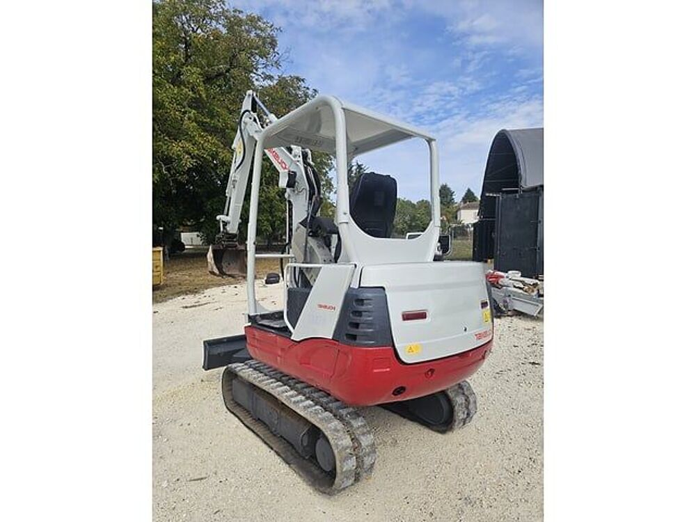 Tracto Pelle 2013 occasion 93100 Rib&eacute;rac