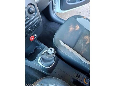 Clio VF1BR1F0H44567264 occasion 93100 Montpellier
