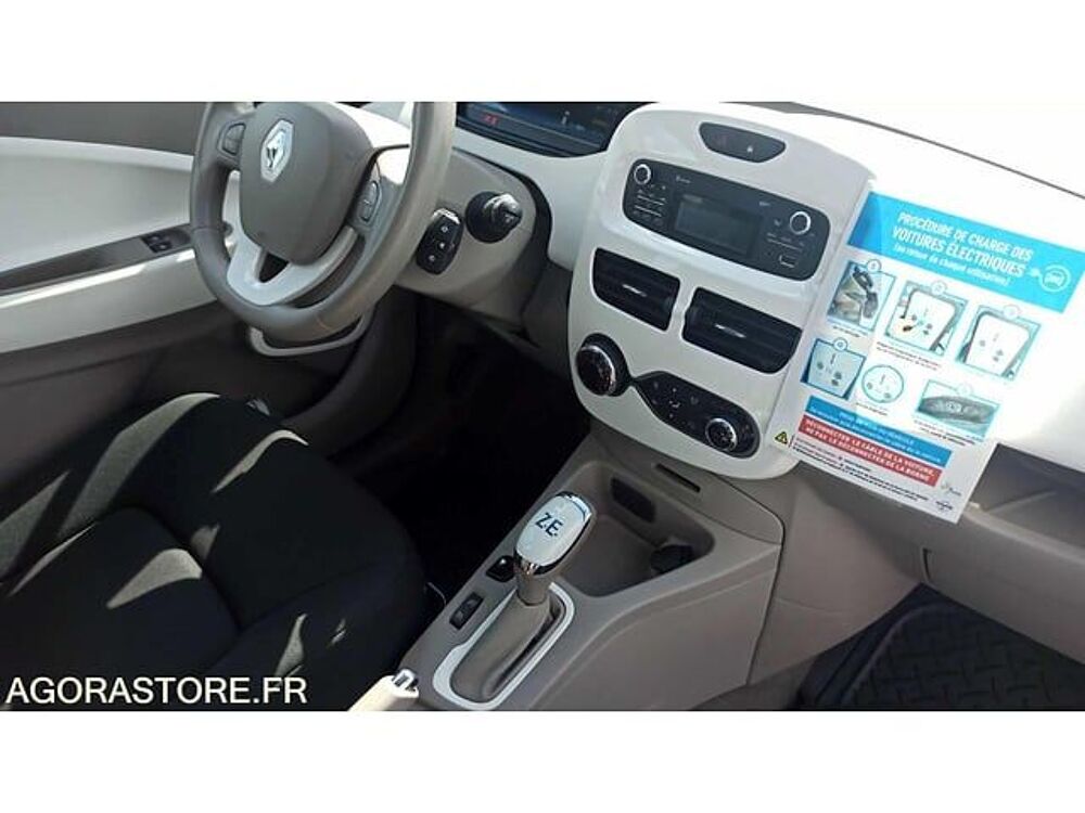 Zo&eacute; VF1AG000561564597 occasion 93100 Auxerre