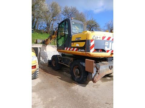 Tracto Pelle 2012 occasion 93100 Les Pieux