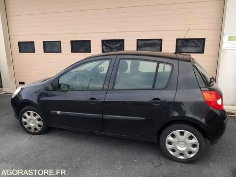 Renault Clio VF1BR1J0H41132790 2009 occasion Rouen 93100