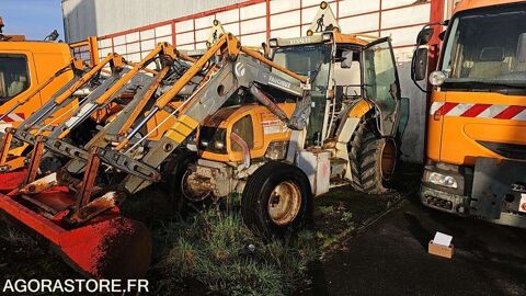 Tracteur agricole Tracteur agricole 1996 occasion Moulins 93100