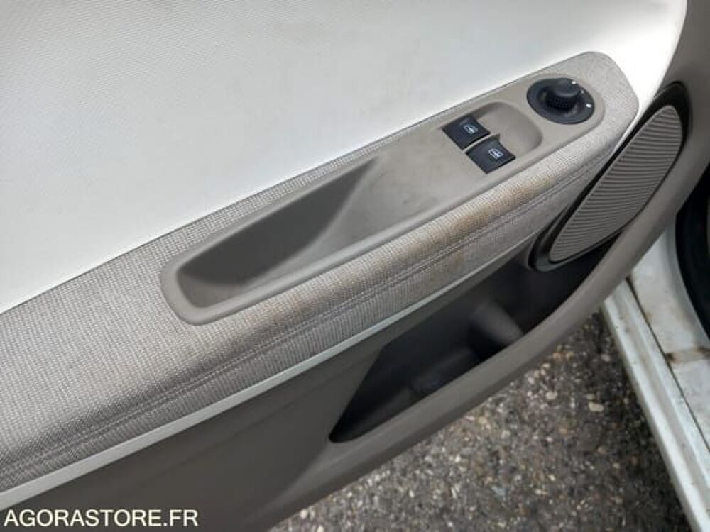 Zo&eacute; VF1AGVYF058879801 occasion 93100 Annecy