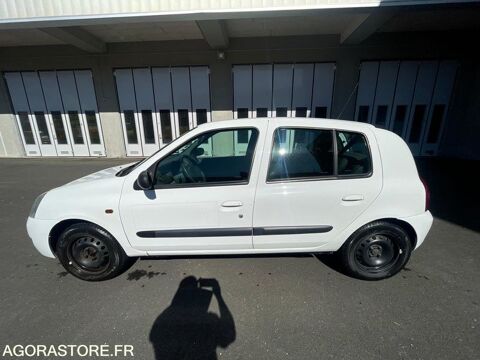 Renault clio VF1BB3KEF39165879