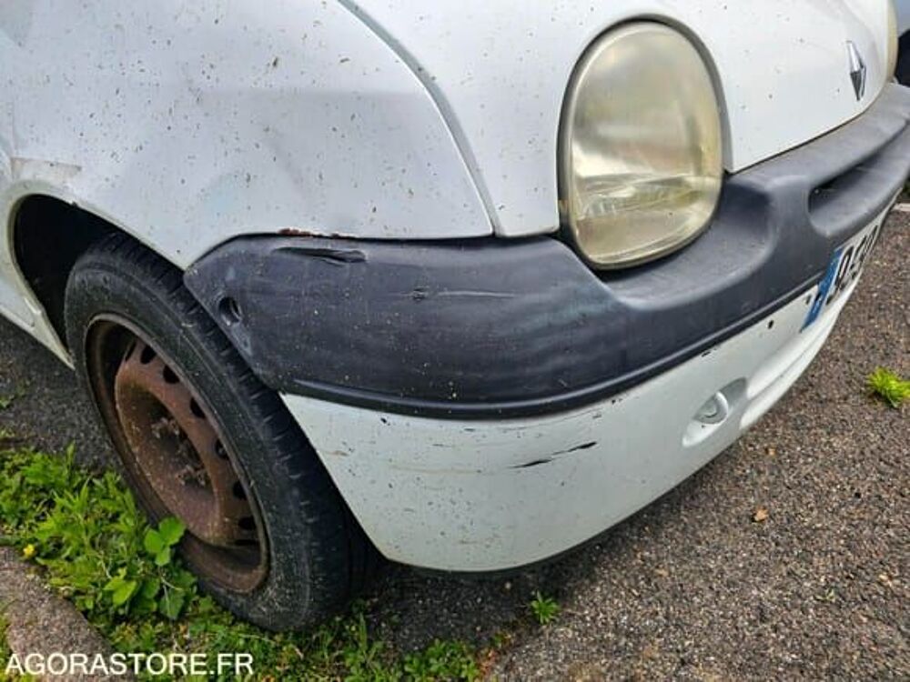 Twingo VF1S068AE32784641 occasion 93100 Tremblay-En-France
