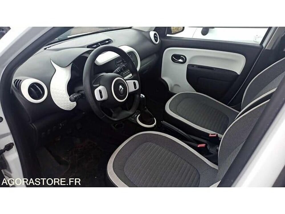 Twingo VF1AHB40D58402831 occasion 93100 Auxerre