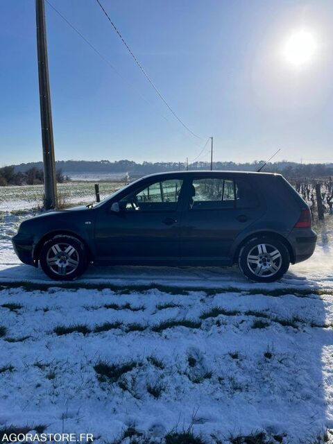 Golf WVWZZZ1JZ3B088431 2003 occasion 93100 Beaumont-En-V&eacute;ron