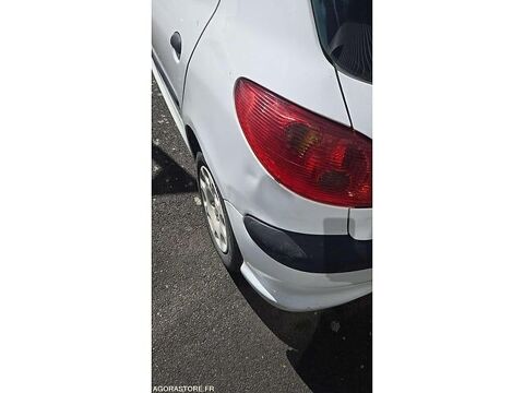 206 VF32AHFXF44052822 occasion 93100 Lamballe-Armor