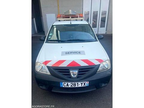 Annonce voiture Dacia Logan 1200 €