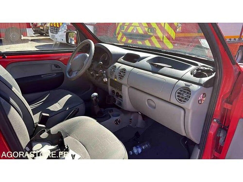 Kangoo VF1KCTEEF37924162 occasion 93100 Bourg-En-Bresse