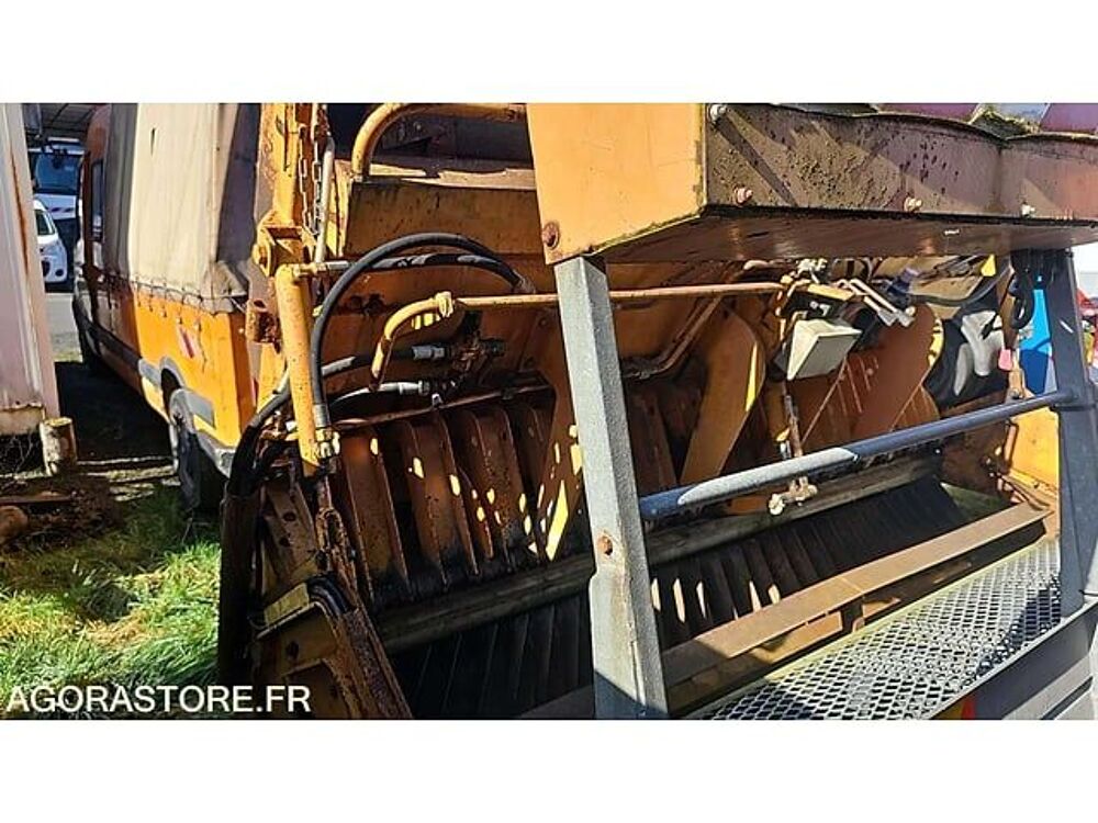   occasion 93100 Moulins