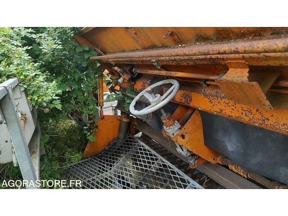 Autres Equipements 1988 occasion 93100 Laon