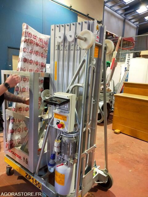 Engin de Chantier / BTP Engin de Chantier / BTP 2023 occasion Rez&eacute; 93100