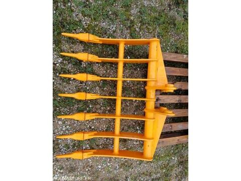 Utilitaire Pieces d&eacute;tach&eacute;es et accessoires Engins BTP  occasion Savignac 93100