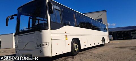 Car - Bus Car - Bus 2009 occasion Guer 93100