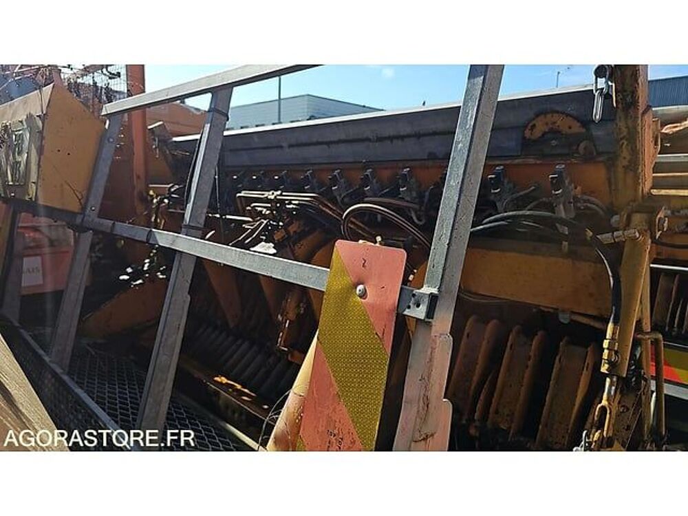 Autres Equipements  occasion 93100 Moulins