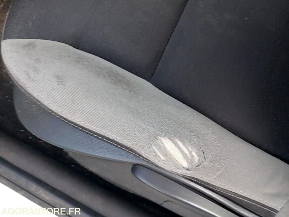 Clio VF1CR2V0H47578339 occasion 93100 Annecy