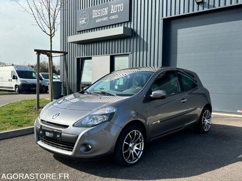 Annonce voiture Renault Clio 2832 €