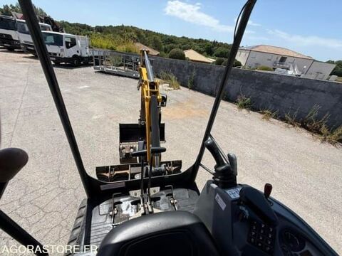 Tracto Pelle 2016 occasion 93100 Le Cr&egrave;s