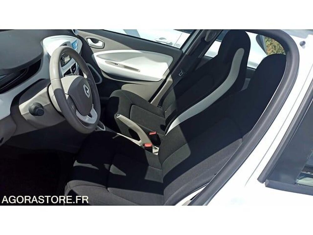 Zo&eacute; VF1AG000561564597 occasion 93100 Auxerre