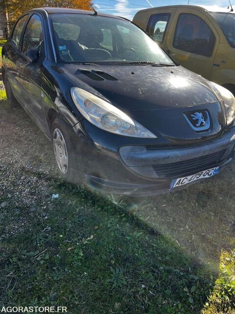 Peugeot 206 VF32M8HZA9Y069759 2009 occasion Montreuil 93100